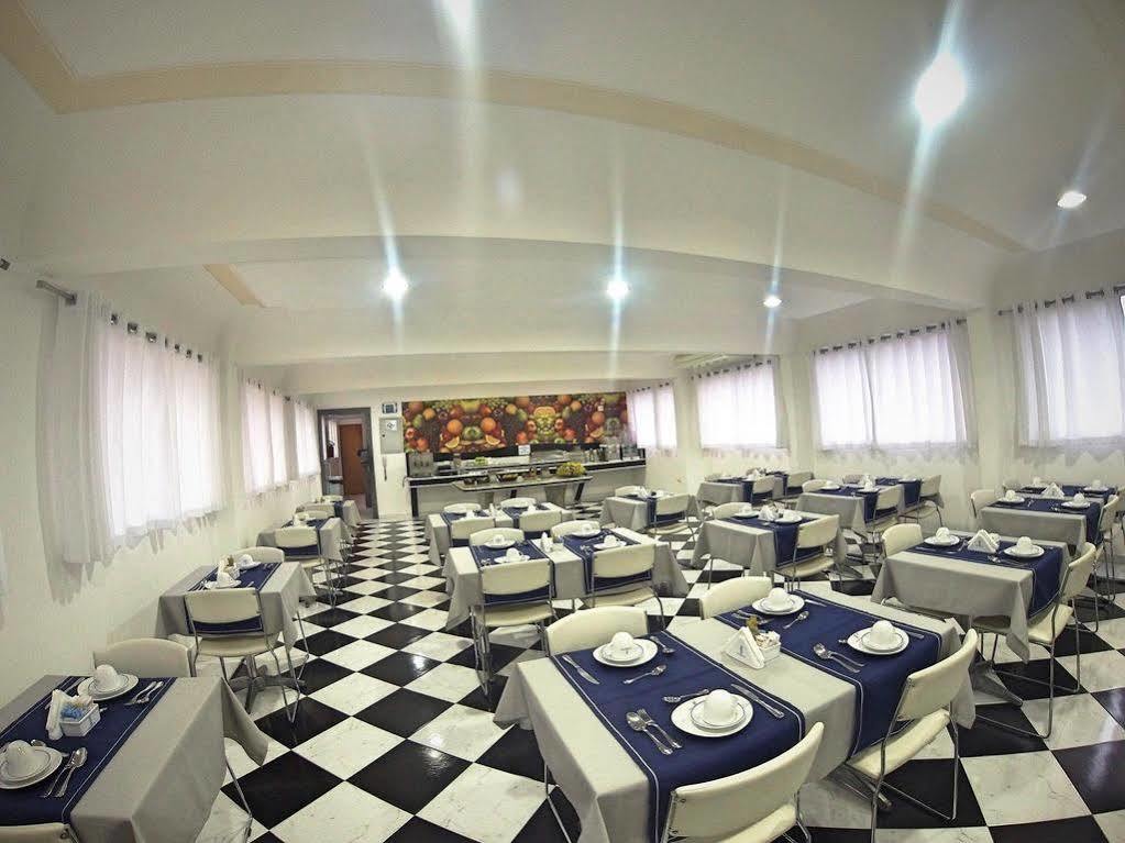 Atlantico Inn Apart Hotel Сантос Екстериор снимка